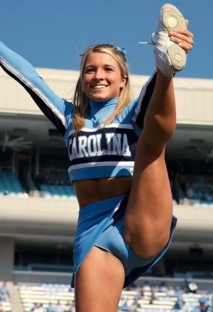 cheerleader gosti figa tumulo