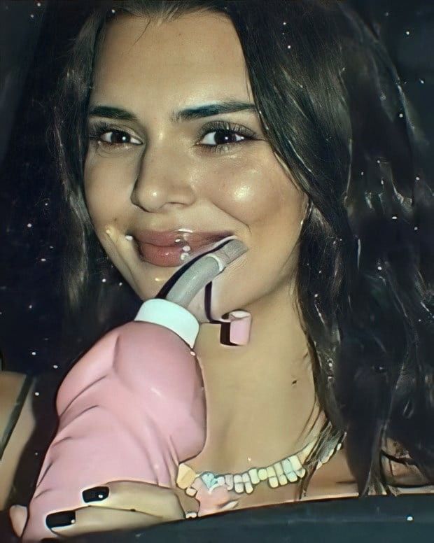 Kendall is very hot and pretty