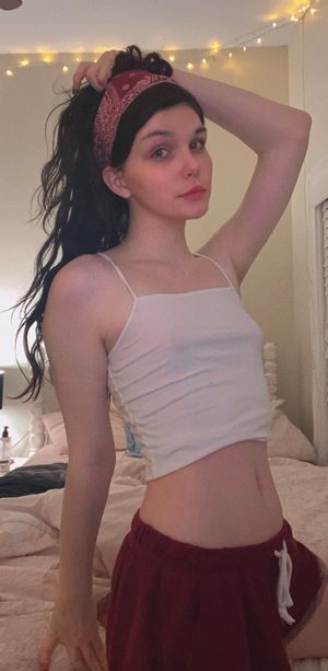 trapwaifu - very gorgeous - perfect body