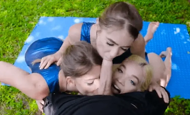 cheerleaders love coach's big dick