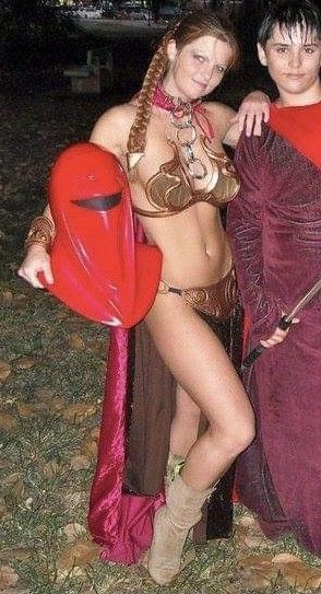 Hottie as Leia to fulfill her boyfriends fantasy
