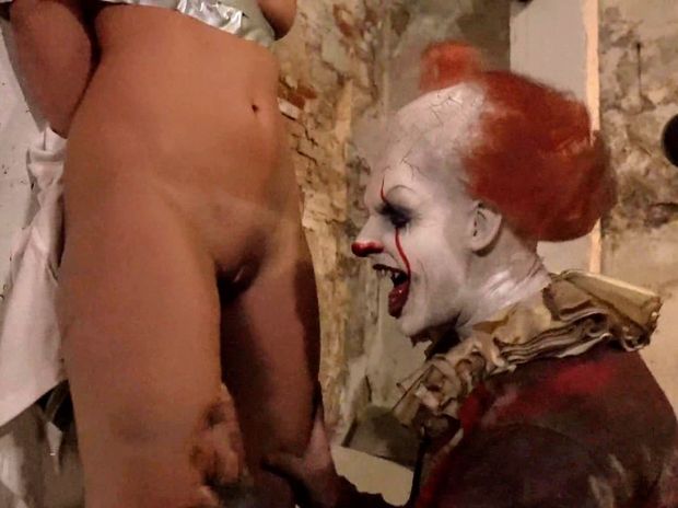 Pennywise wants that pussy