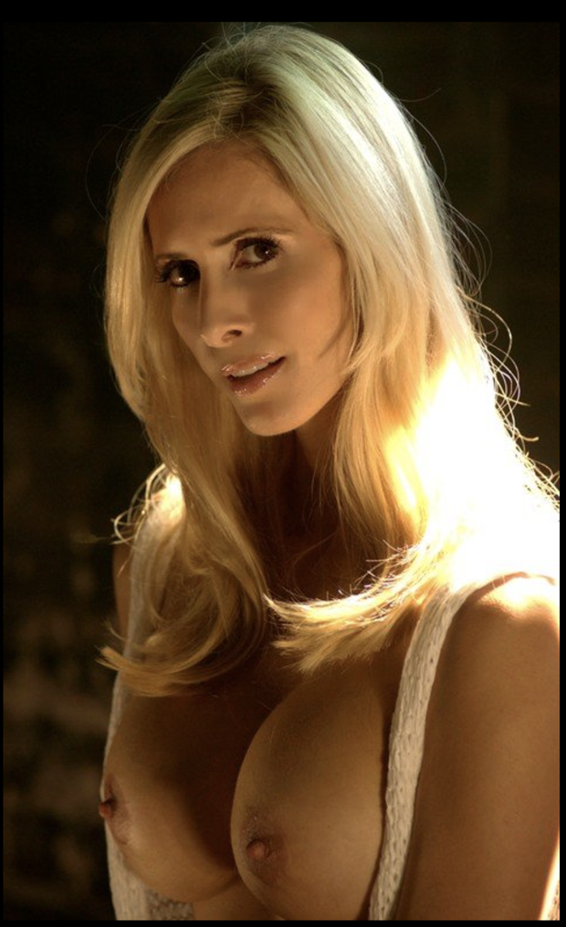 Gorgeous model...