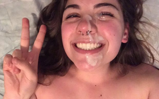 Cum selfie.