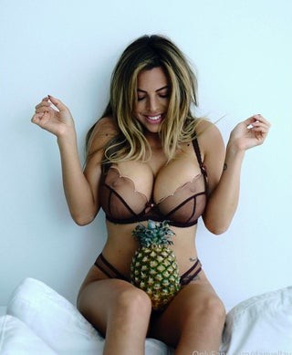DA