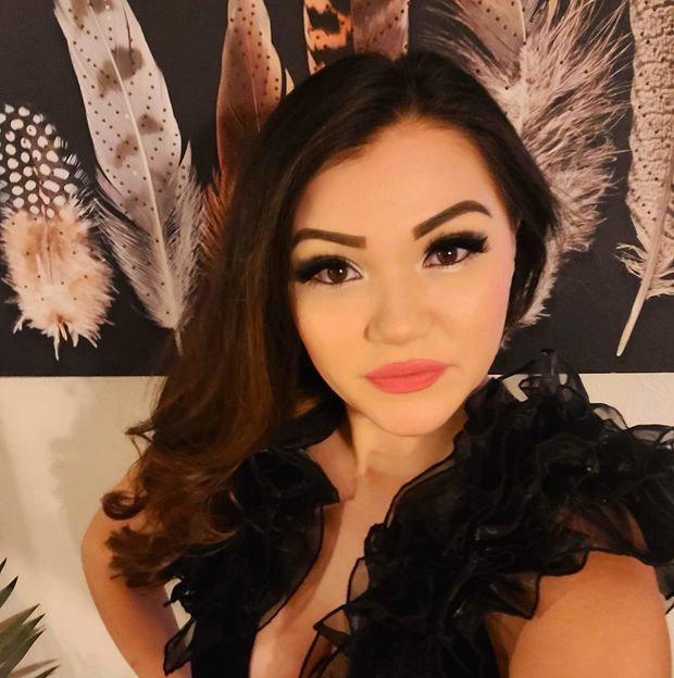 She love to fuck