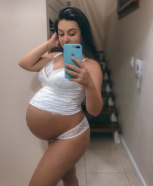 Pregnant catalina