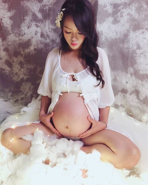 Another great pregnant asian babe