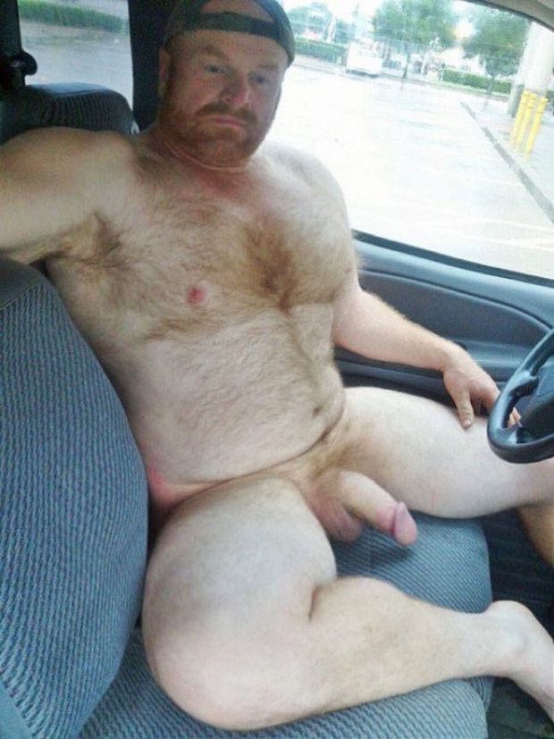 naked well hung men