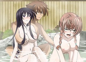 Raynare, Kiryuu and Issei take a bath