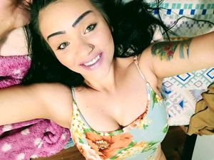 Nice boobs in a pretty sundress