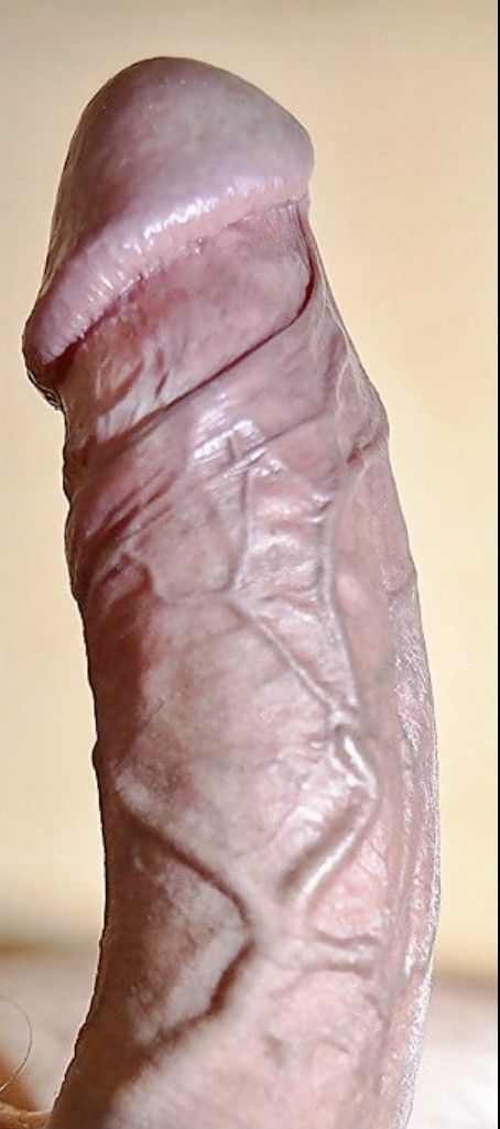 Awesome, gorgeous, thick and veiny cock. Just wanna have it in my ass and in my mouth