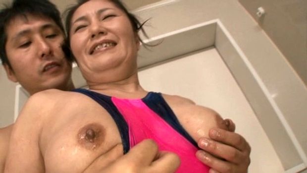 Wife’s First Exposure Sumire Yoshioka