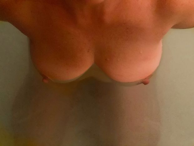 Floating boobs in the hottub