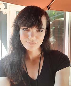 Male to female tranny in Charlotte North Carolina want to chat and flirt with nice guys