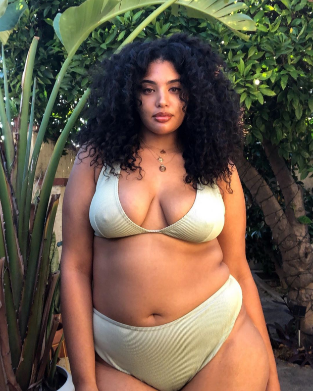 thick babe