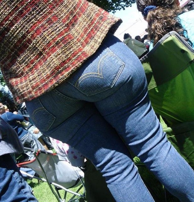 CANDID ASS