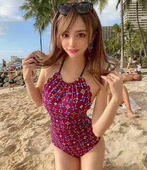 Sweet Filipina Teen Lbfm With Beautiful Eyes On Boracay Beach Philippines