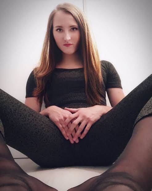 CDLeonie - hot