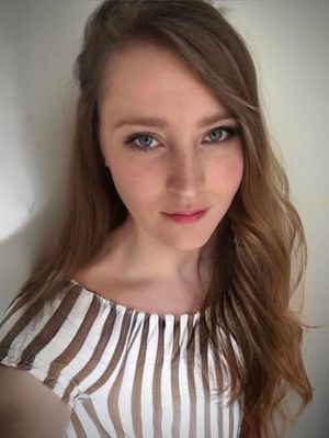 CDLeonie - very beautiful