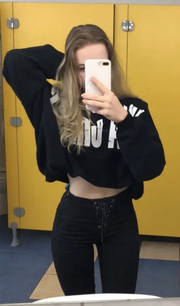 Teen selfie