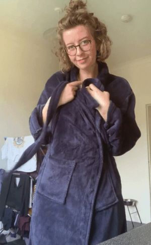 cute amateur flashing