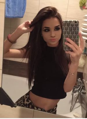 Perfect teen bitch selfie