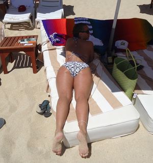 MILF ass at the beach