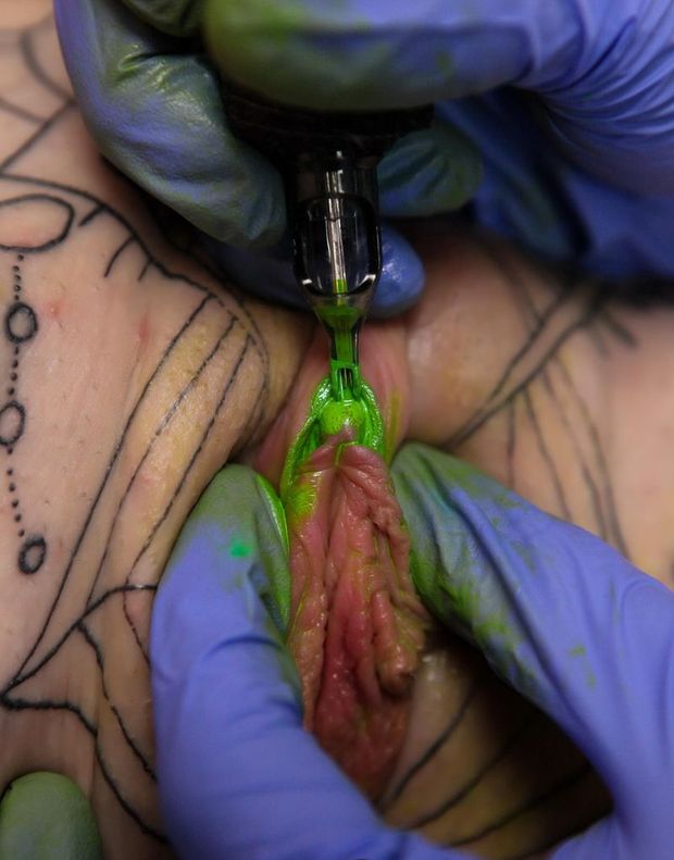 Tatuowanie łechtaczki