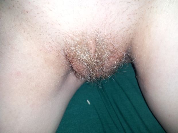 Hot wife trimmed pussy