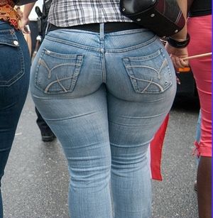 THICK THIGHS PHAT WIDE ASS MILF