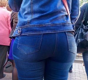 MASSIVE PLUS SIZE MEATY ASS CHEEKS