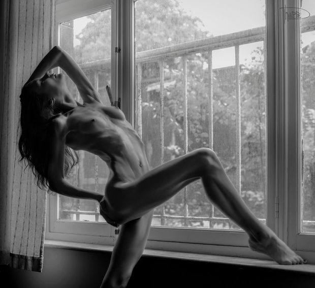 Viktoria, model and ballerina