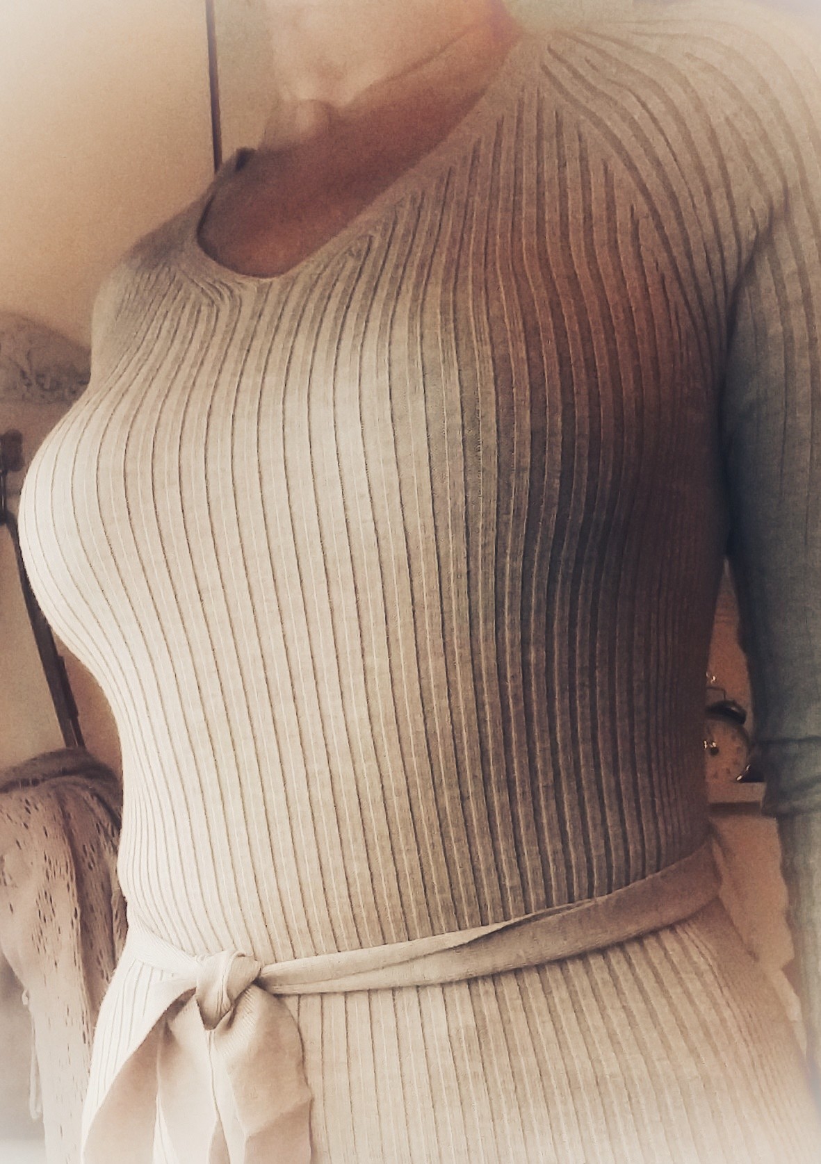 Showing of my perfect curves in my new tight dress