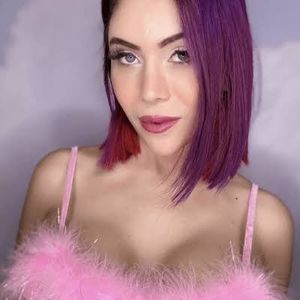 Mandy Candy - very sexy