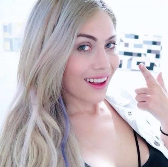 Mandy Candy - very gorgeous