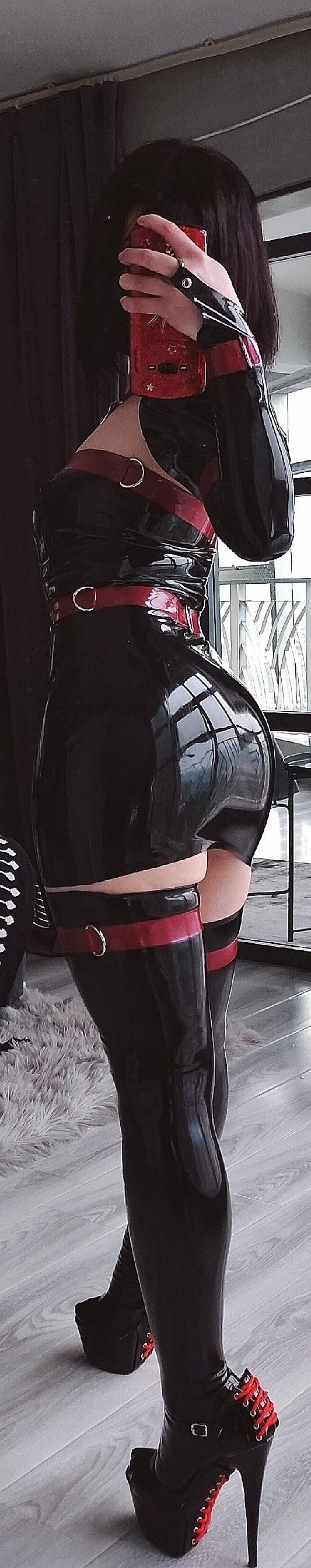 Asian-latex fetish-latex