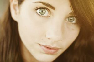 Emily Rudd Close Up