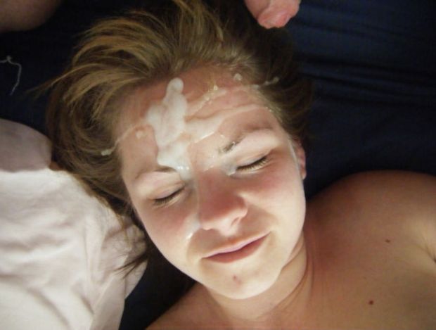 huge splash of cum on amateur face