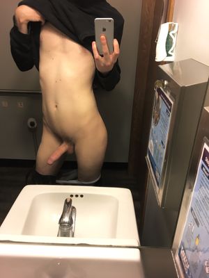 HornyTwink25 Picture