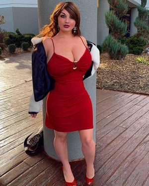 Beautiful Erin Eevee