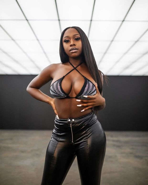 exotic beatuy in leather pants