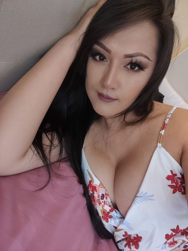 Charity Carter - very gorgeous