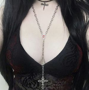 big tiddy goth gf