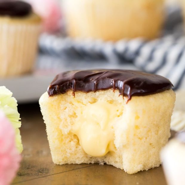 Boston cream pie