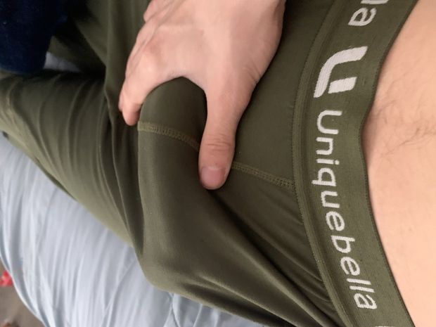 Non nude
