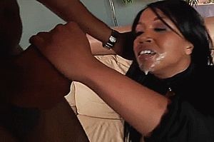 Beautiful ebony queen not wasting one drop