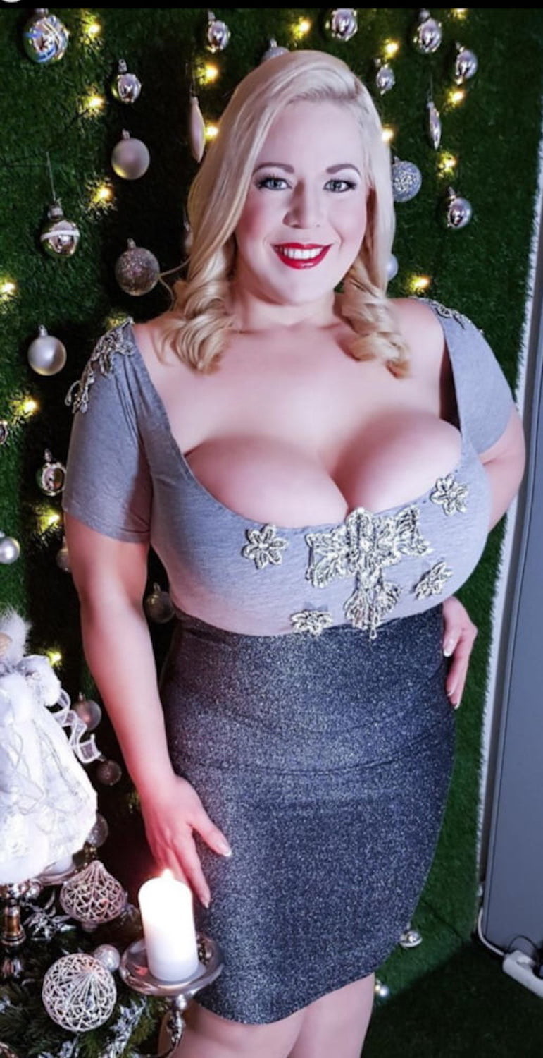 Christmas hostess will be serving refreshments.