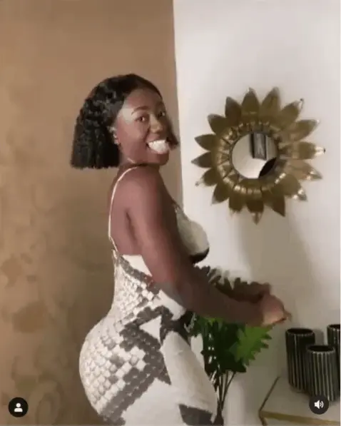 ebony twerk