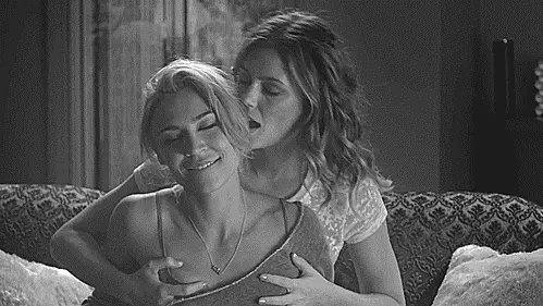 Samaire Armstrong lesbian scene
